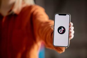 Mastering The TikTok Algorithm: Tips And Tricks